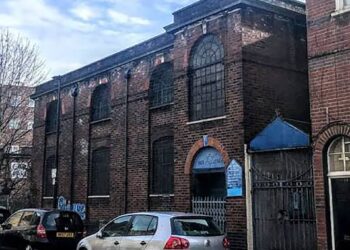 Un barrio londinense, en pie de guerra contra un centro de datos