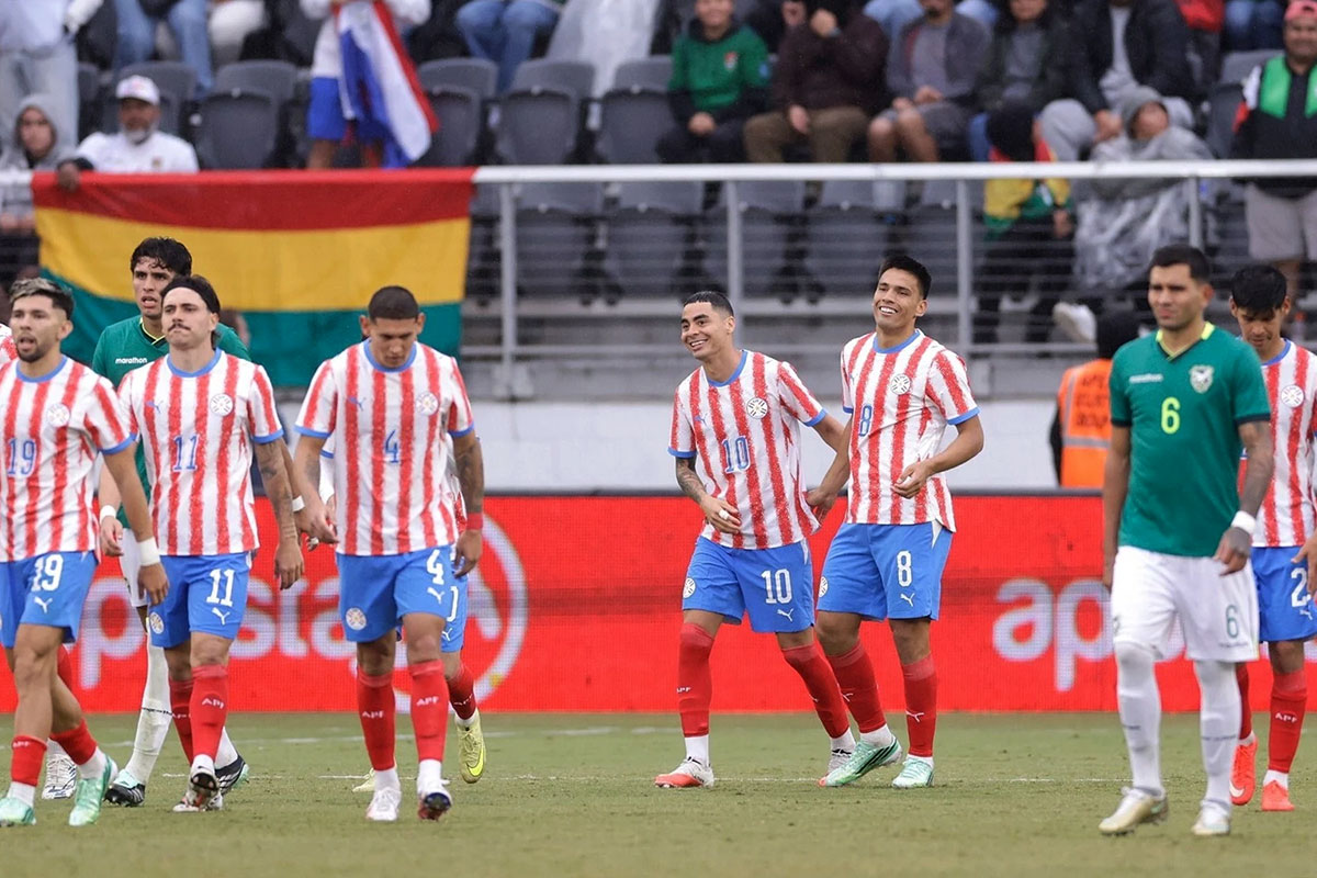 Paraguay se impone a Bolivia con dos chispazos de Almirón