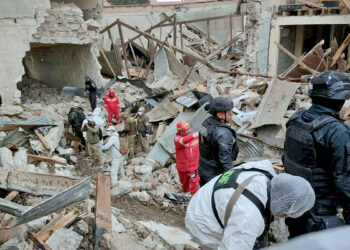 Suben a tres los fallecidos en las explosiones ocurridas en el cuartel militar en Viacha