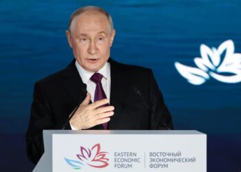 Rusia lanzó un proyecto para exportar petróleo por la ruta ártica