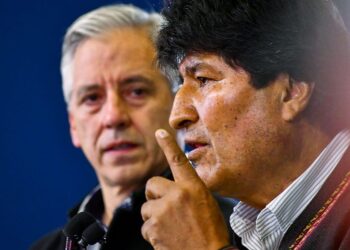 Fiscalía reúne antecedentes para juicio contra Morales y García Linera por el caso «terrorismo»