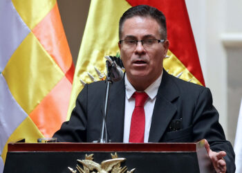 Gobierno reconoce al fiscal general interino y pide recuperar institucionalidad