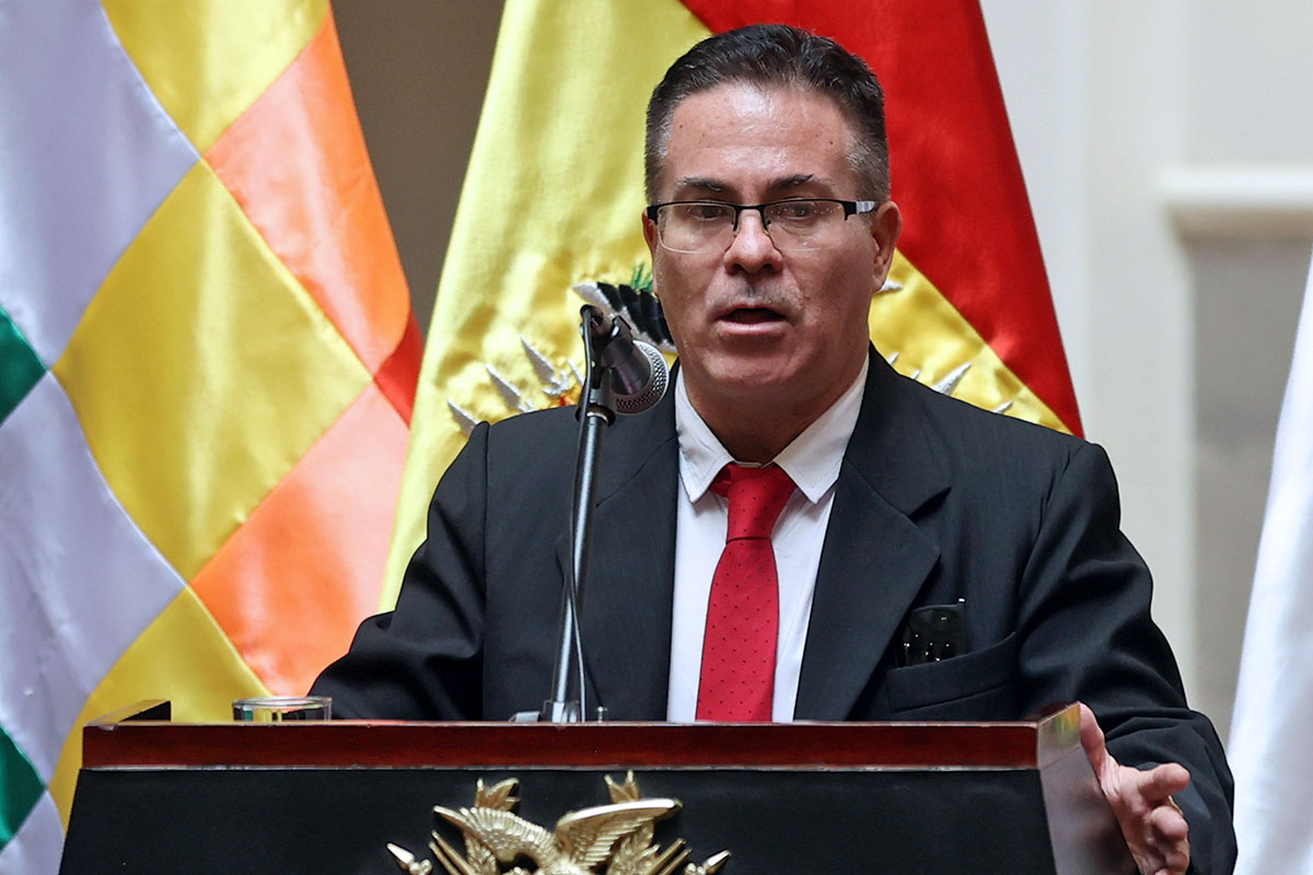 Gobierno reconoce al fiscal general interino y pide recuperar institucionalidad