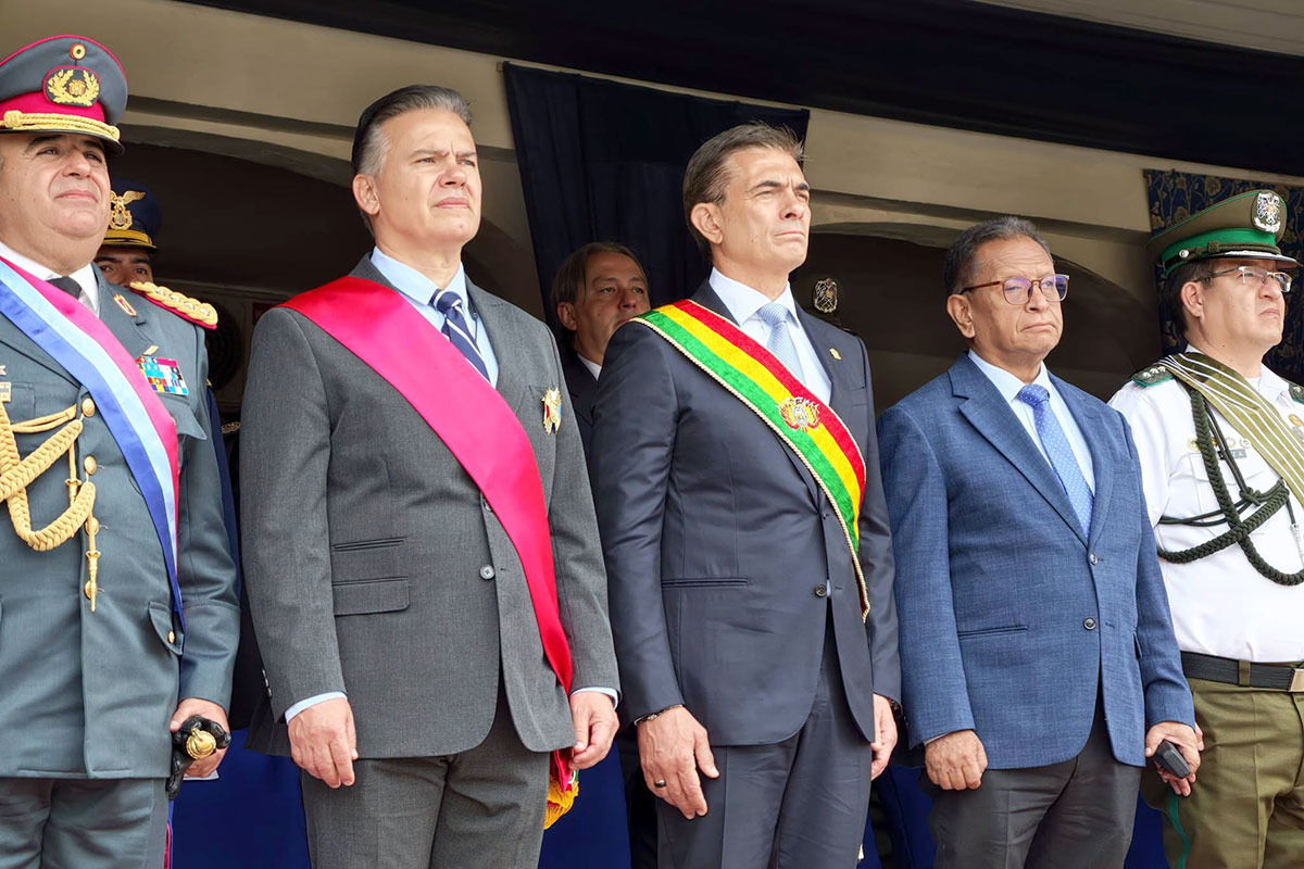 Paz anuncia reuniones con presidentes vecinos para combatir el narcotráfico